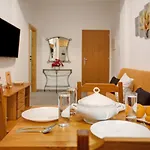 Arinaga Home *